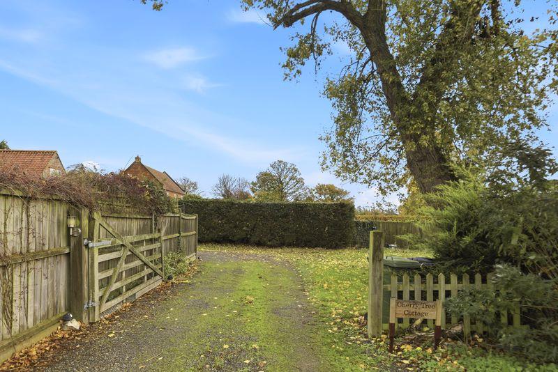 Property Image 752bc0a1-d71f-4cb1-aedd-96a29837e8ab
