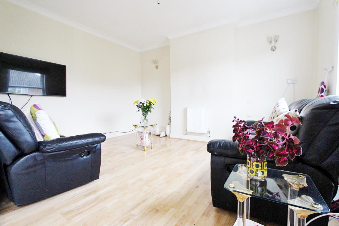 Property Image 752cbd3b-5c63-4c01-97b3-bab0c9114d95