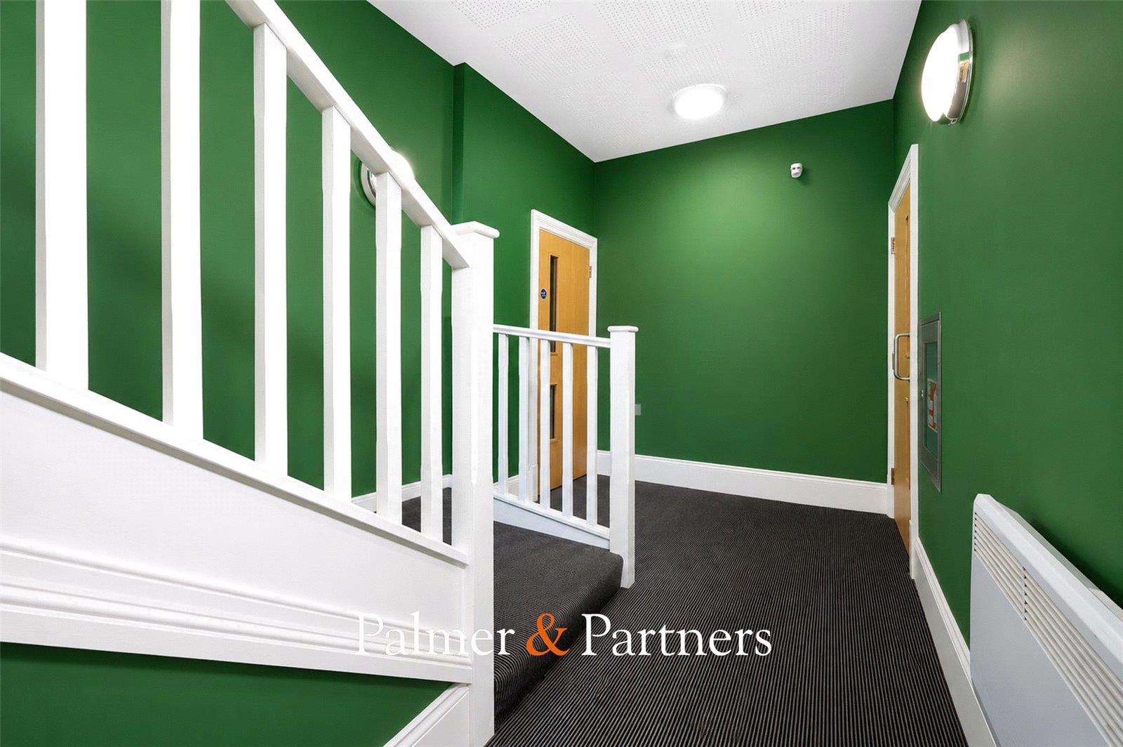 Property Image 752f5802-1c5b-4a31-9d58-e033e6392fff