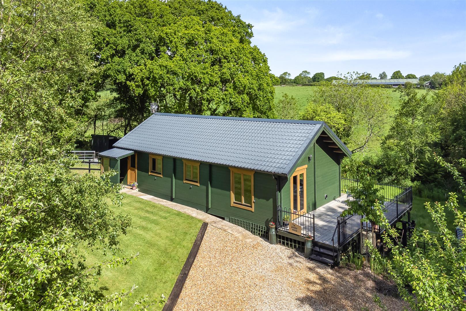 Property Image 7534adad-4ce2-4c15-b705-4f3932438180