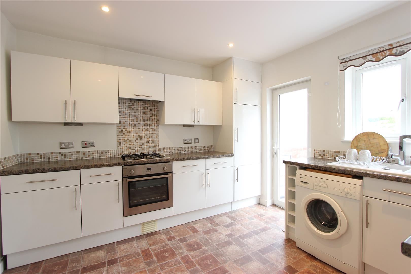 Property Image 753cba8a-6445-41e0-9ebb-147f85ca63bd