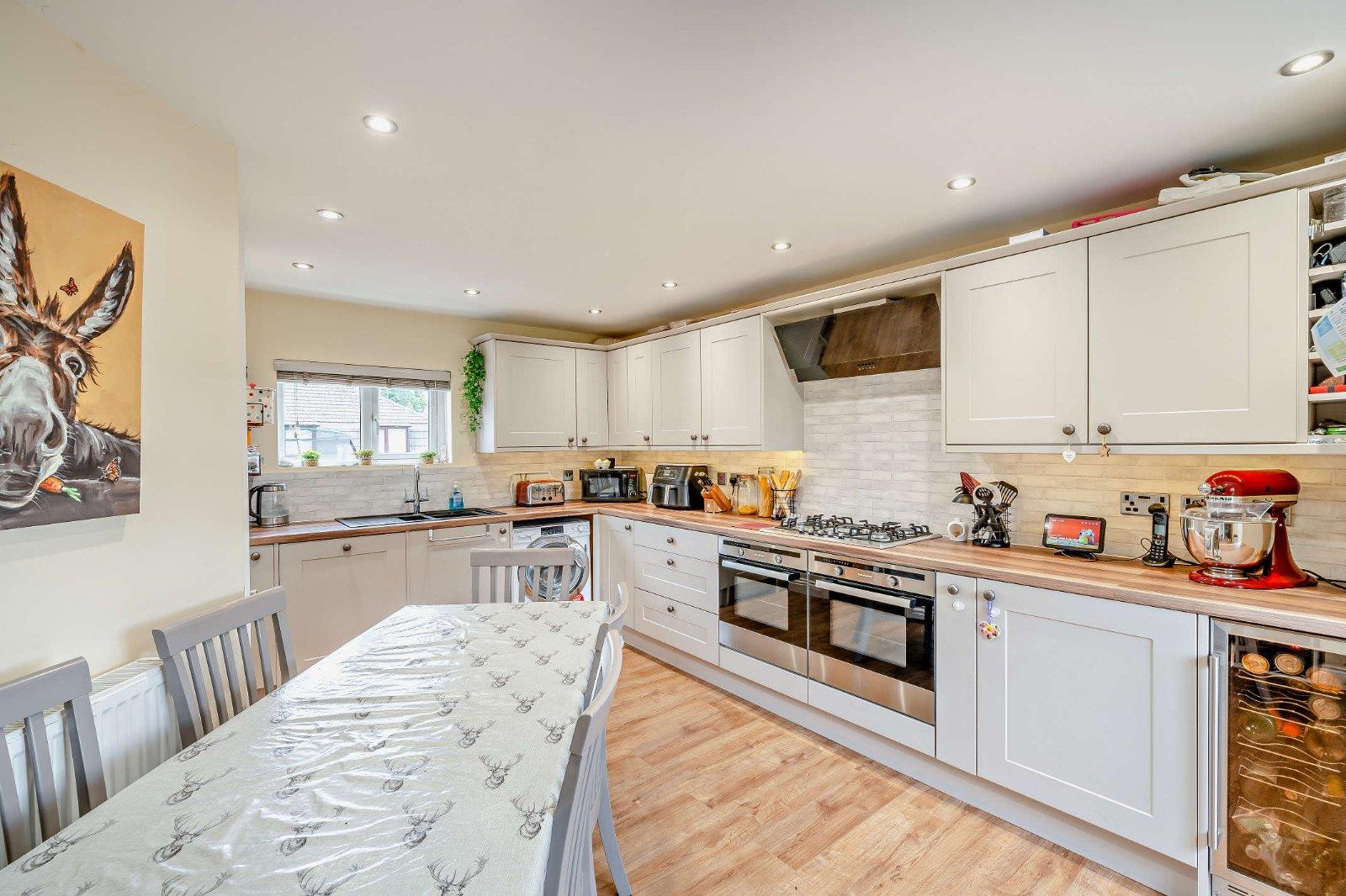 Property Image 753f10eb-ce2b-48e1-b8f5-8662eb7ff86a
