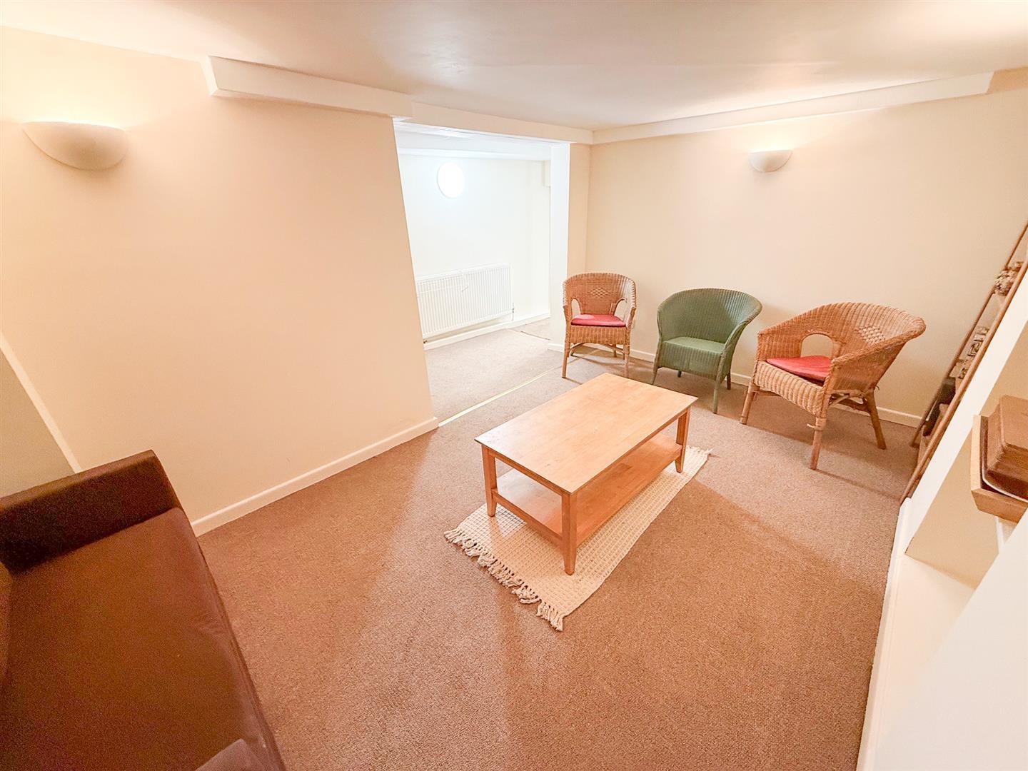Property Image 75516ddb-b02b-4a43-a966-28ad800c6343