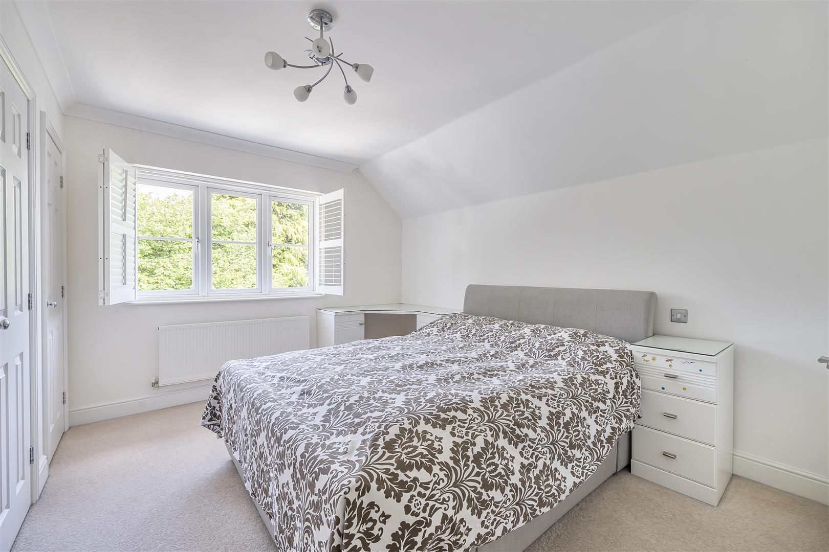 Property Image 755568dd-4567-44bb-8b00-9572e6ba754d