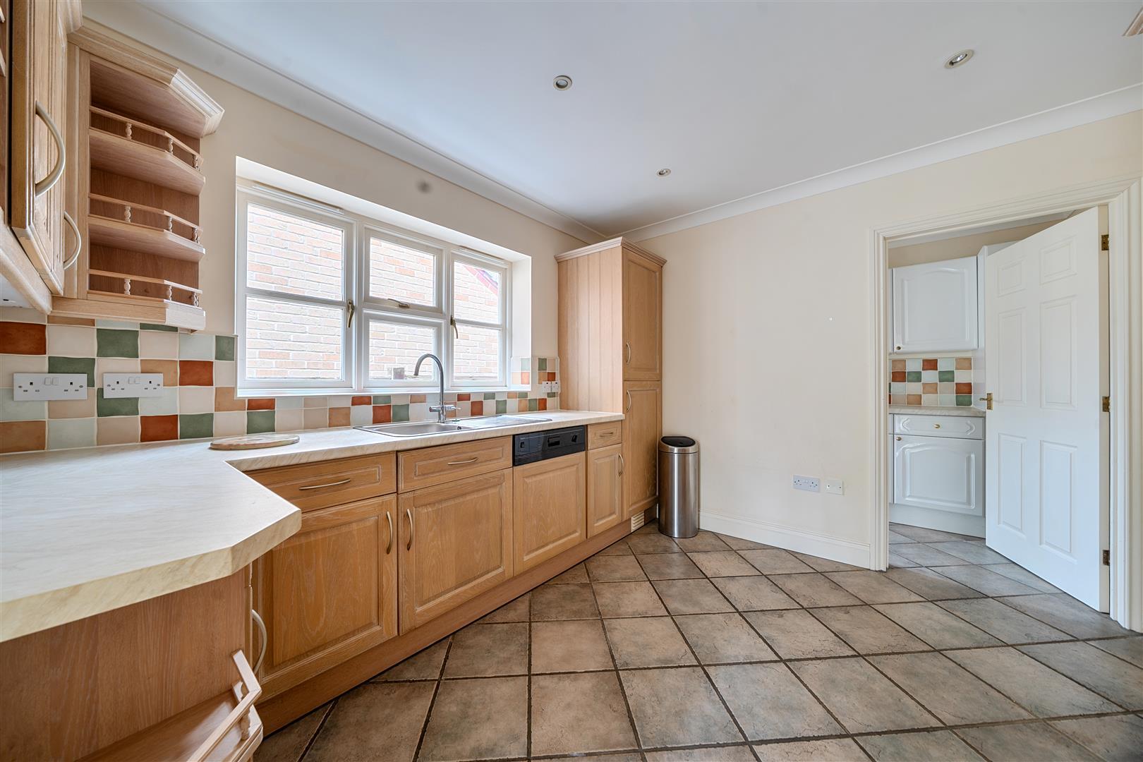 Property Image 755e3eec-8323-4e61-ba14-ed433a73bdc6