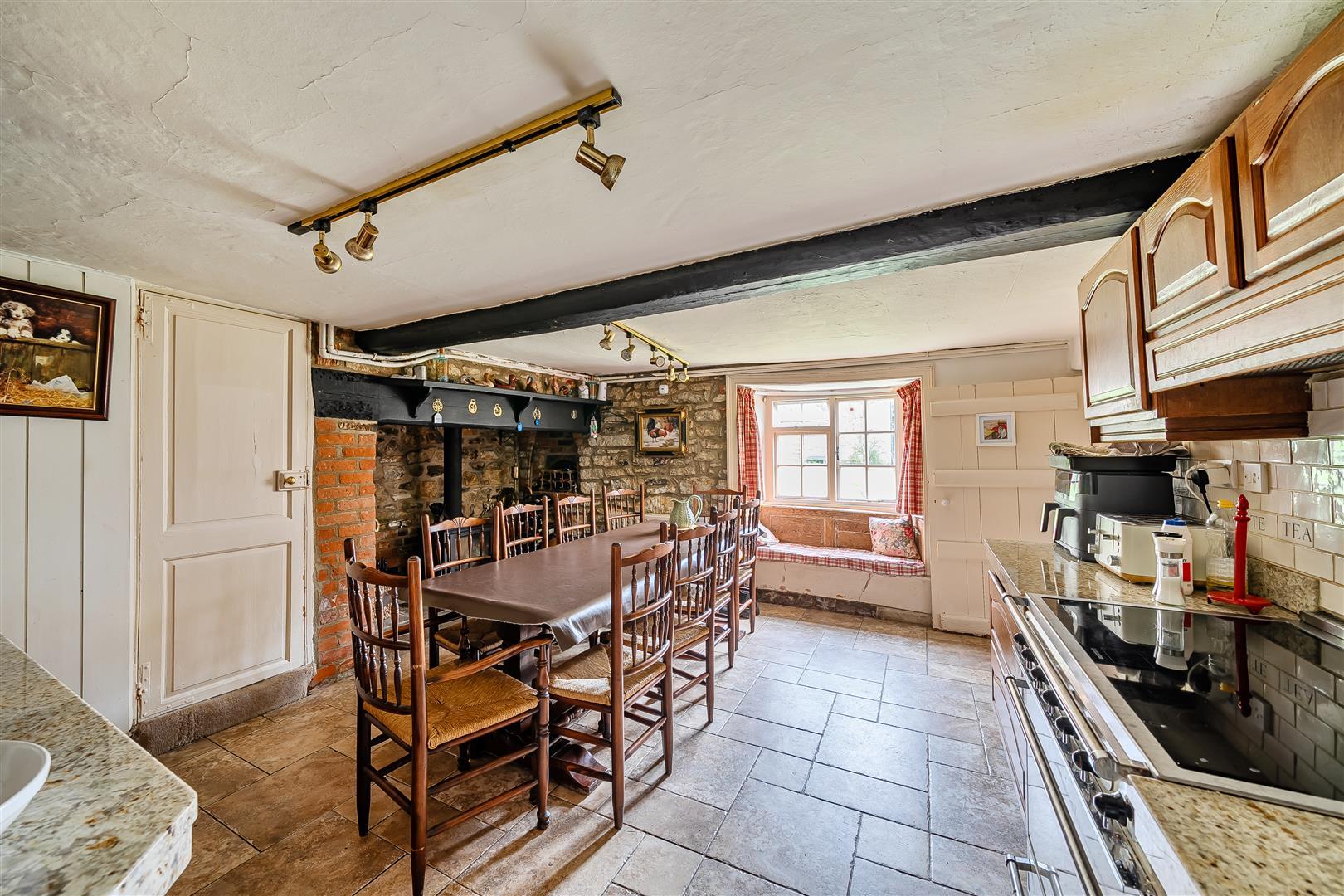 Property Image 756bee2a-0adf-410f-b703-4e64be7db4d0