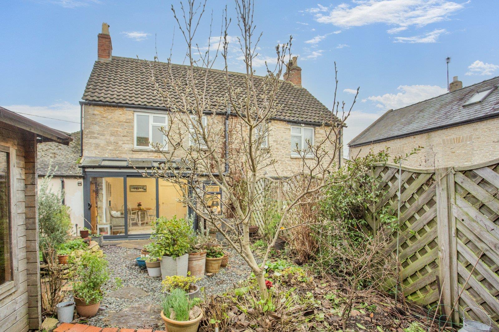 Property Image 757028ea-8c80-40f6-9e68-4690a89ba7d5