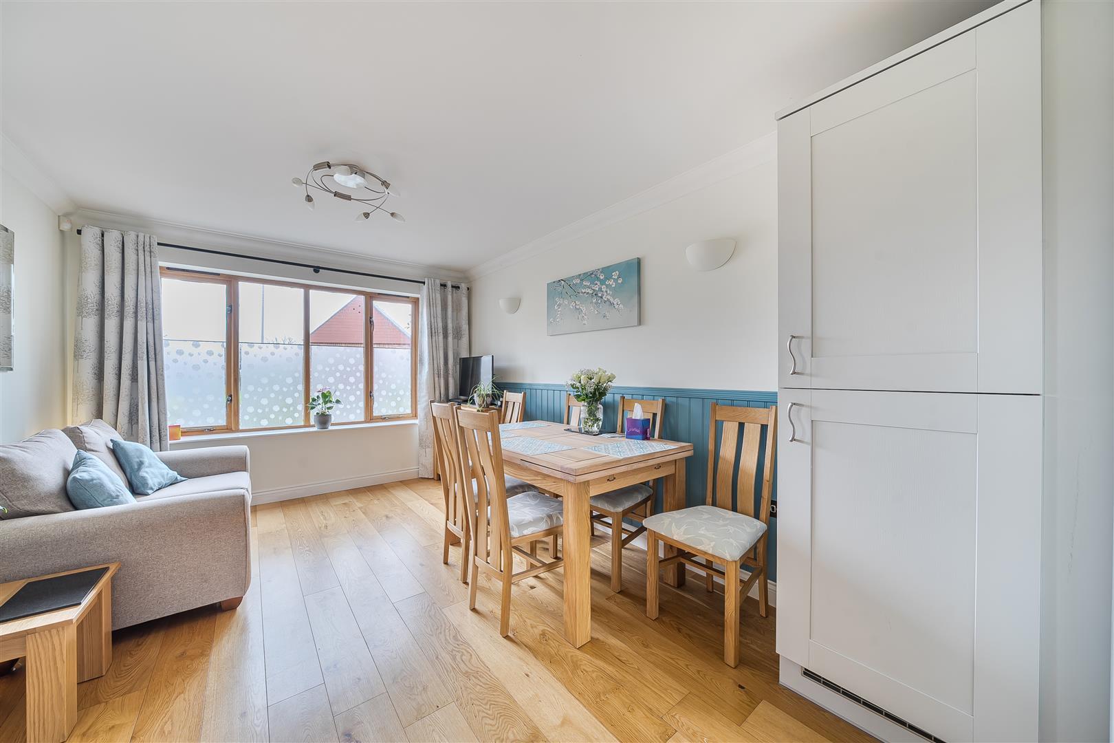 Property Image 75811c0f-3cff-4b3a-ad57-56338534297f