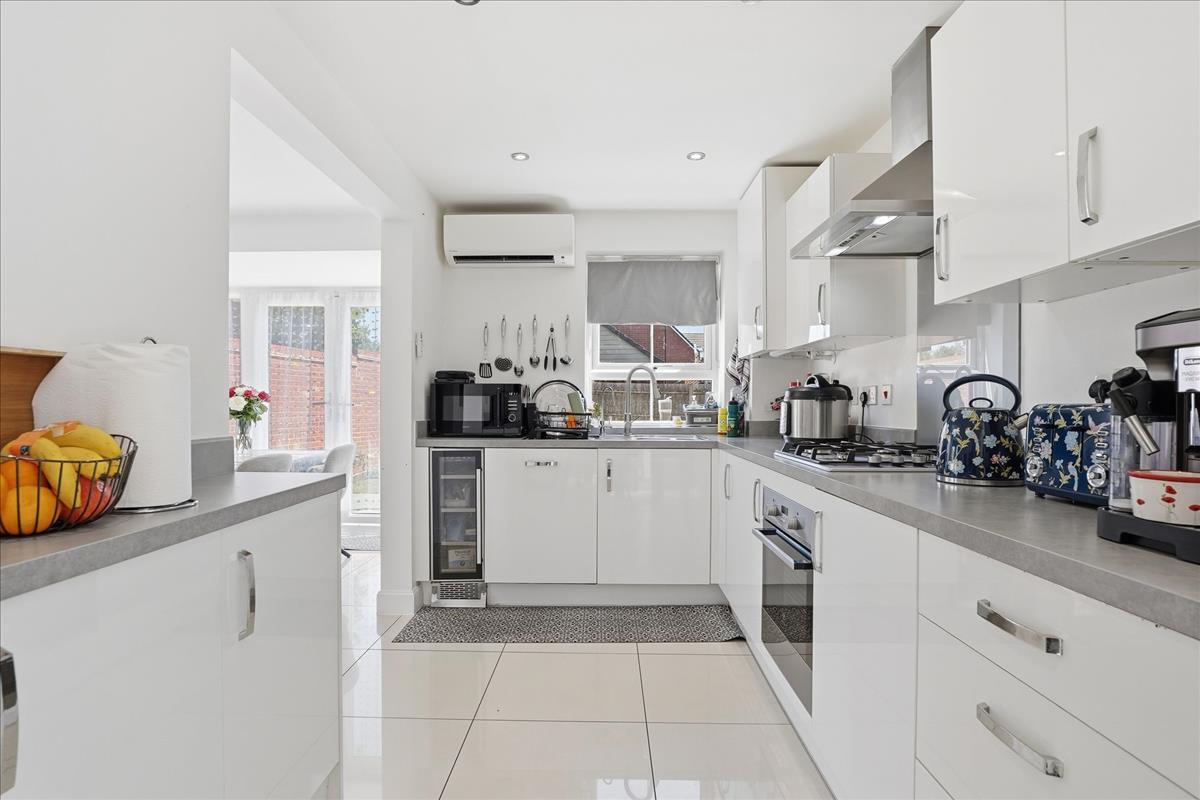 Property Image 75928972-9506-446d-89f3-4a617633039b