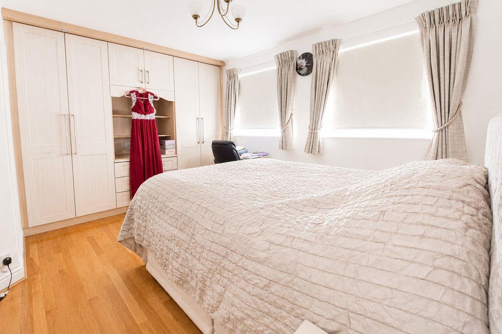 Property Image 75953df3-d5ba-462f-aa54-a819457e2108