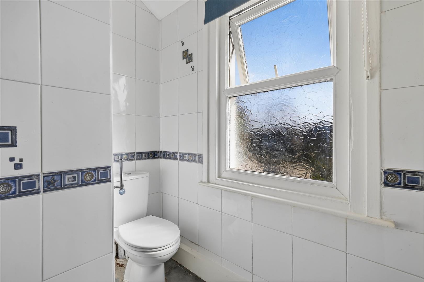 Property Image 7599edfe-7a3c-4c8c-add2-18722e427411