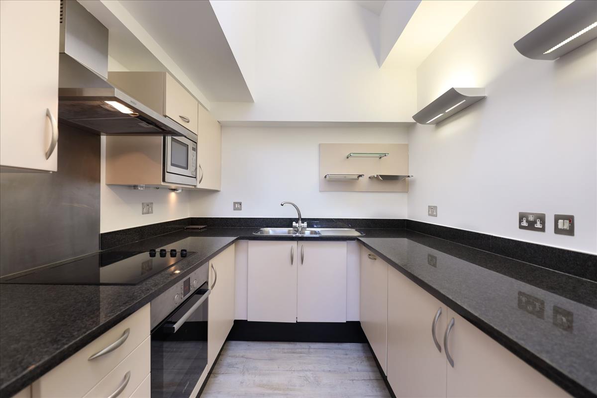 Property Image 759ac954-32b0-493a-a304-a28454d08044