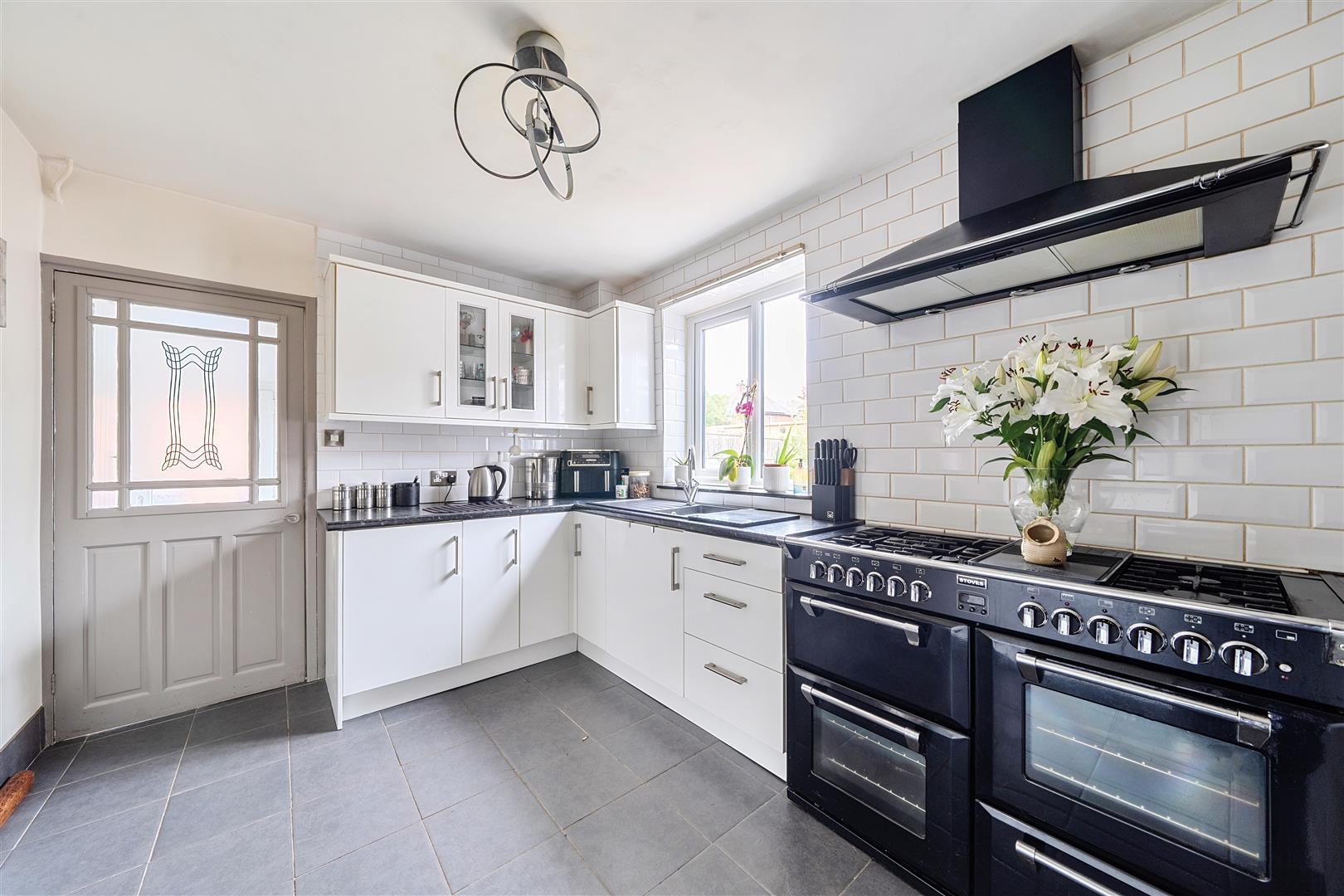 Property Image 759af83c-6b7f-459f-b8c4-8a4ff90cbe2d