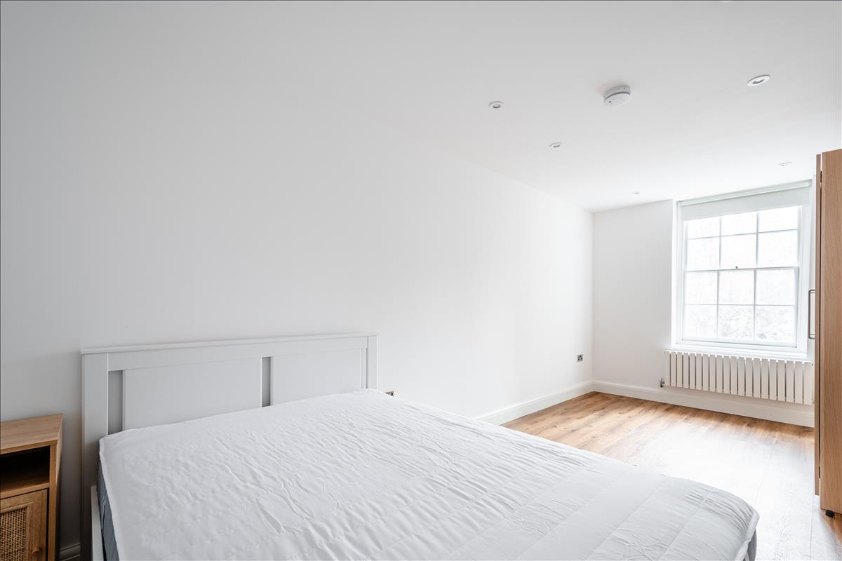 Property Image 75ae0530-82a4-43c3-9cc7-81ce9a47c324