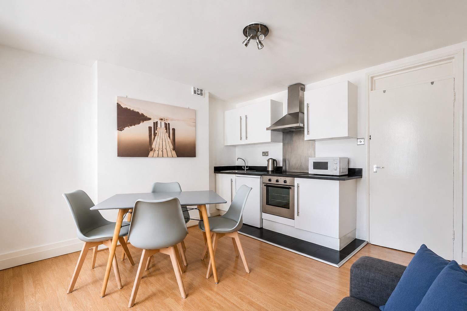 Property Image 75b41915-dc4b-47c5-8a94-d3cb401e4bea
