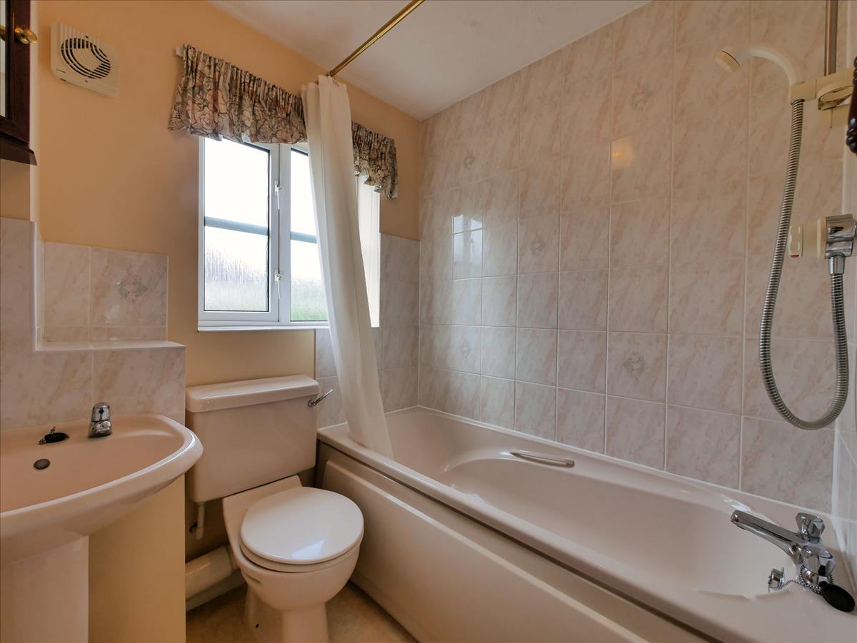 Property Image 75bc8613-de6e-46c2-a06f-45425ff7cc21