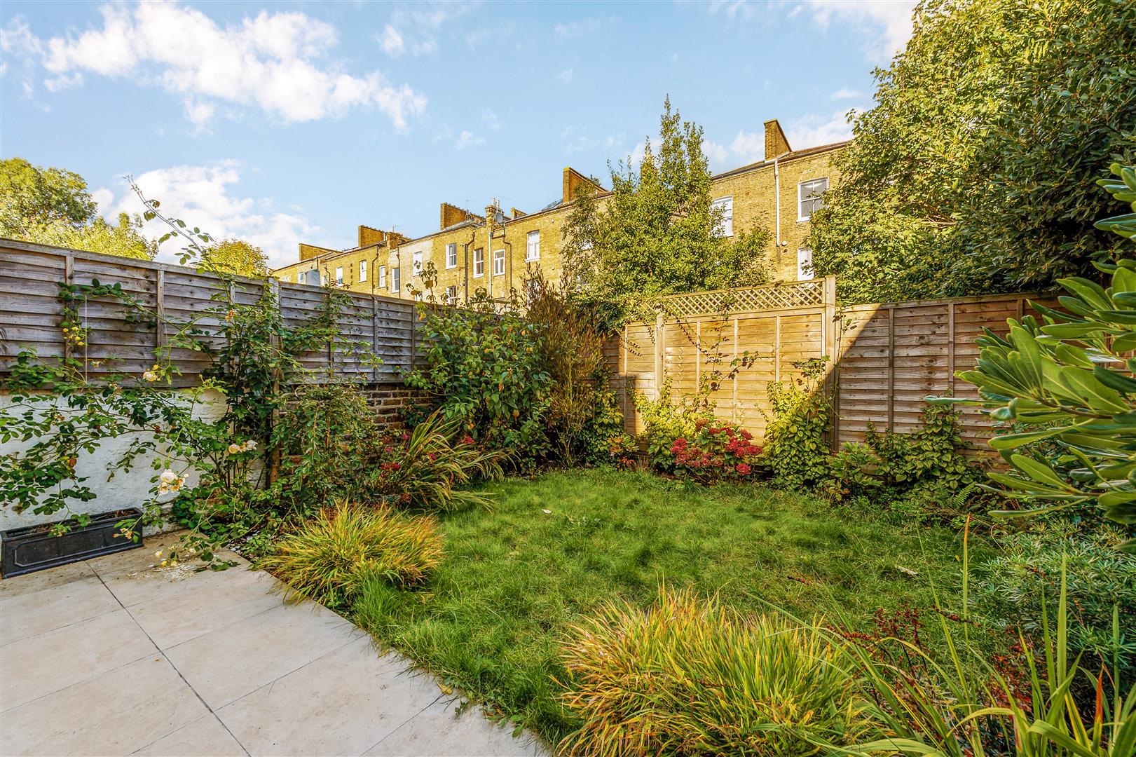 Property Image 75c89e51-e801-45ab-aef1-3c9d414b5d44