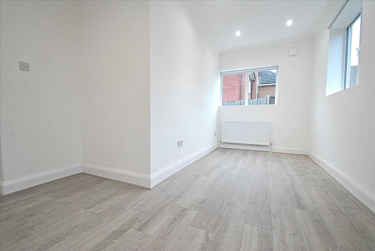 Property Image 75cb3337-407c-4df8-b04a-9591dc3b7771