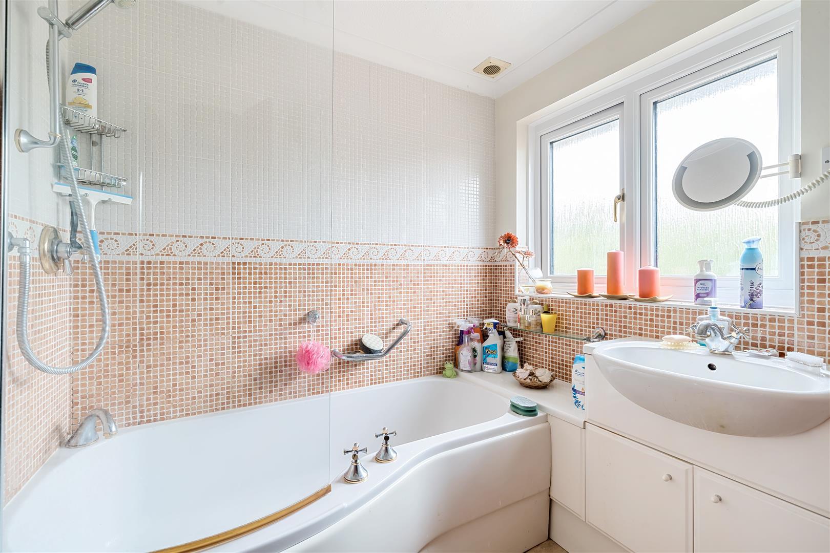 Property Image 75cc5c5d-b884-4721-8e72-1adfeb10a1bf