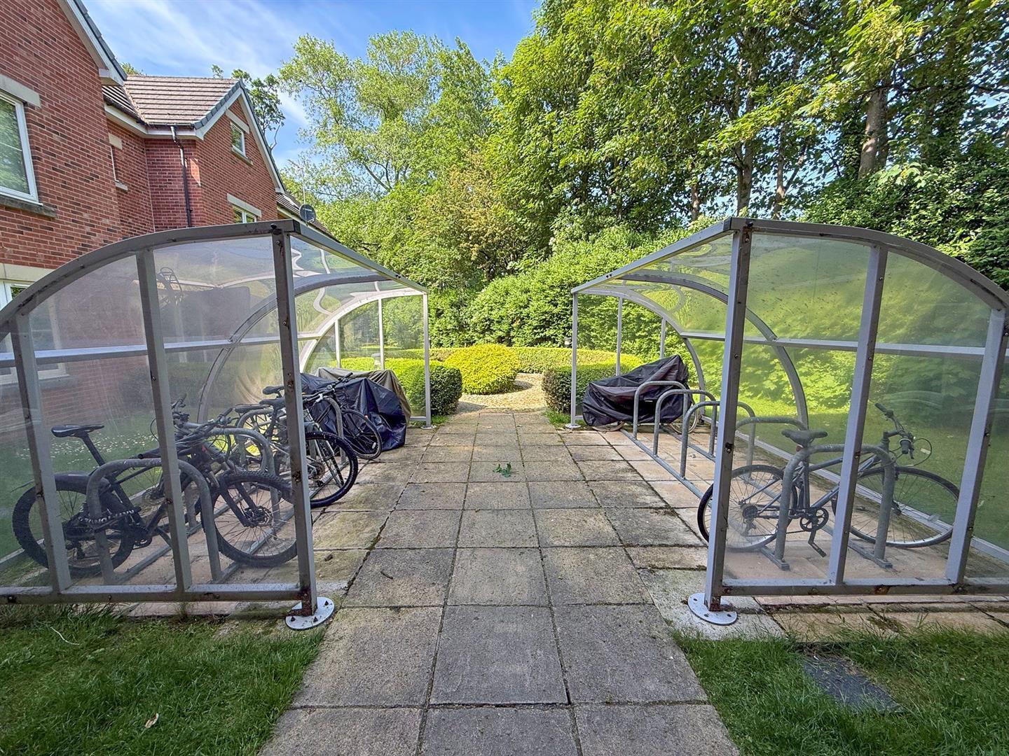 Property Image 75cfc1da-8da0-499d-890c-0a2ec3991a2d