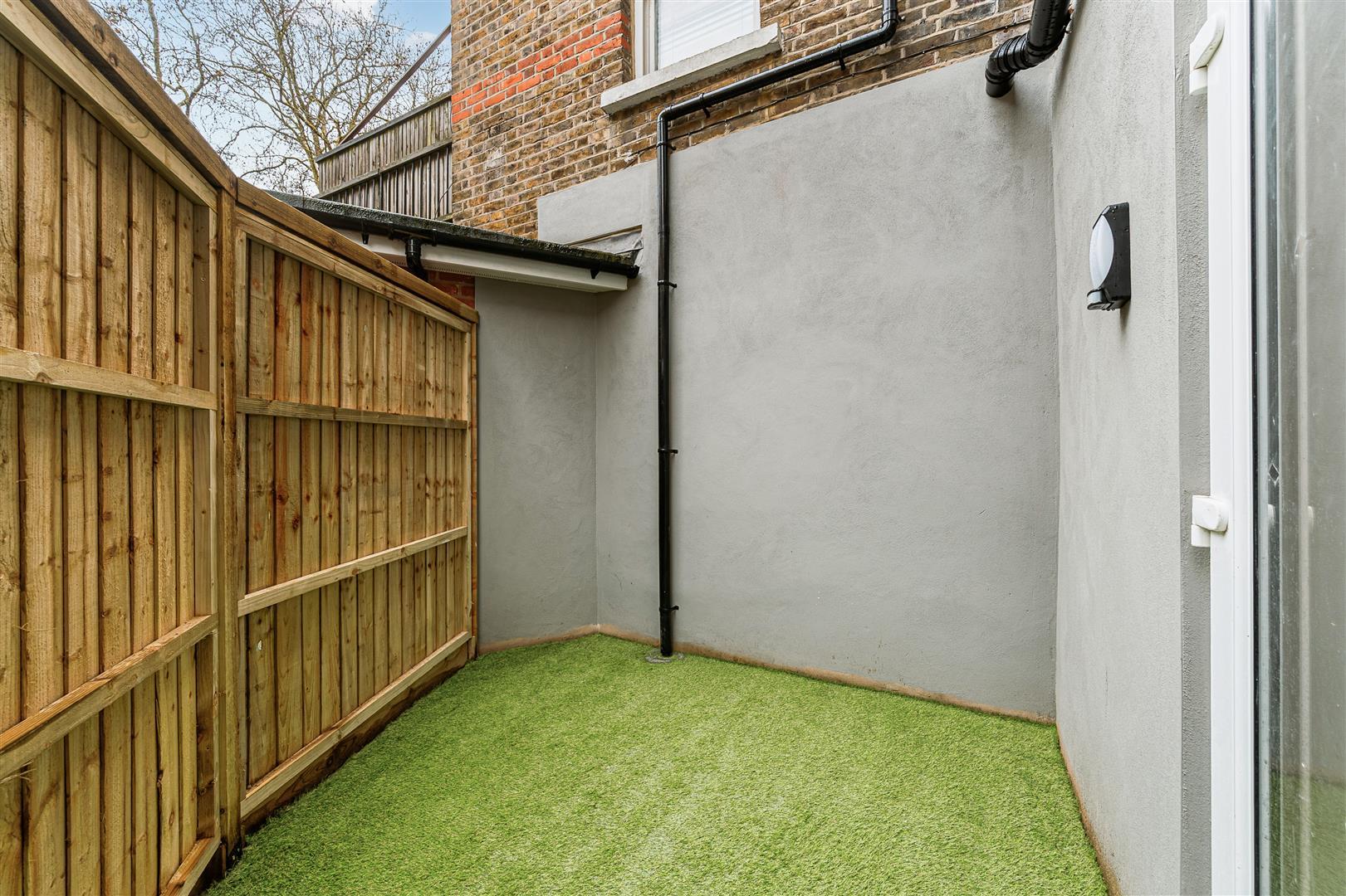 Property Image 75d03291-c178-450a-8c31-0854488abd7f