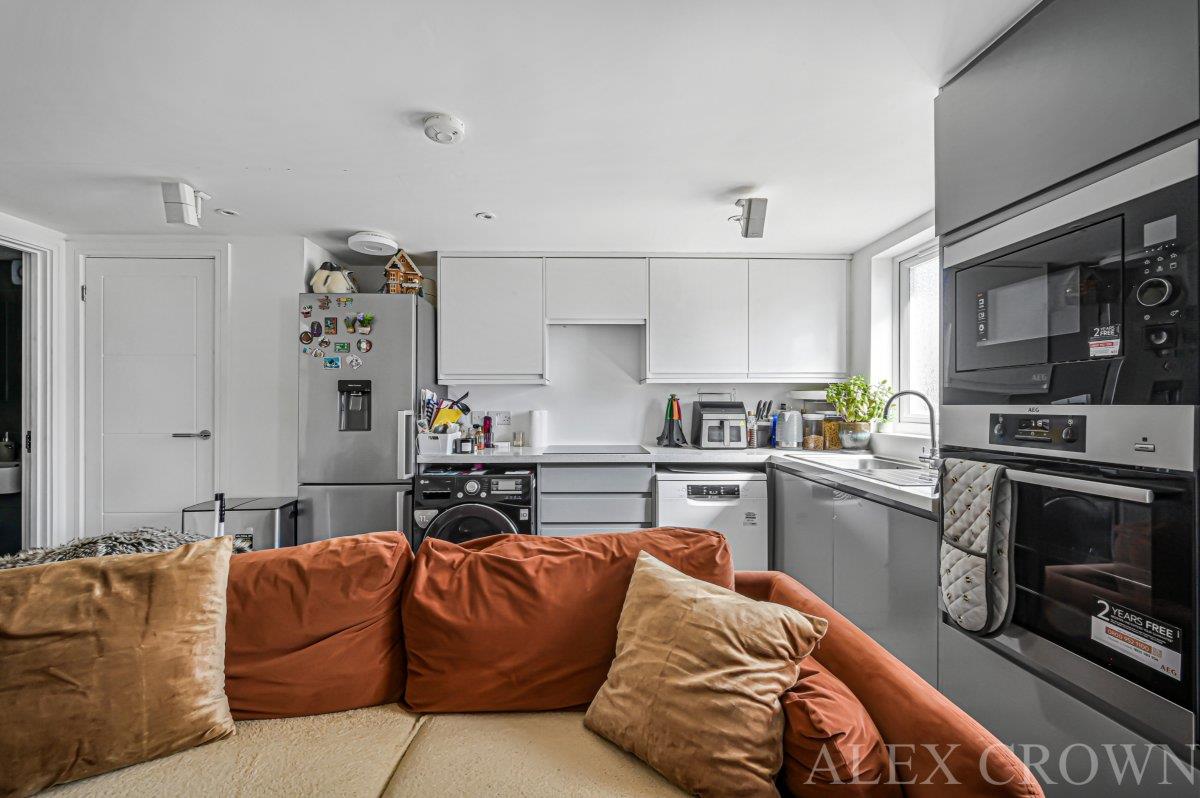 Property Image 75df437f-29da-44e1-9480-8fb21605dccf