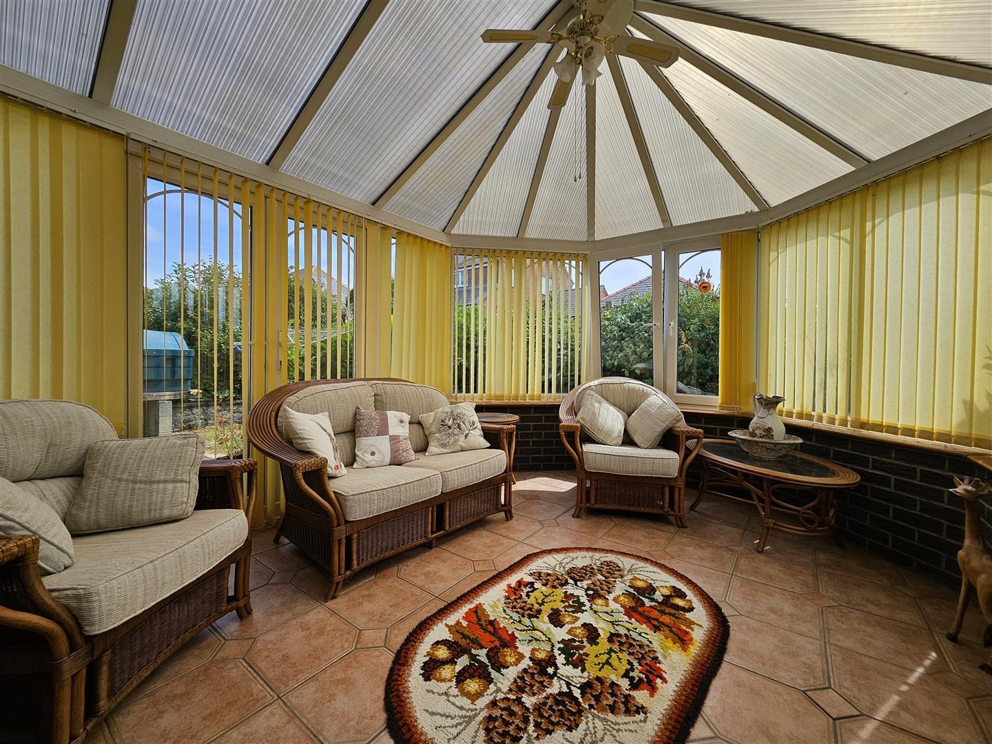 Property Image 75e40ff8-bc30-41a4-9c81-34ce0cd1e6e8
