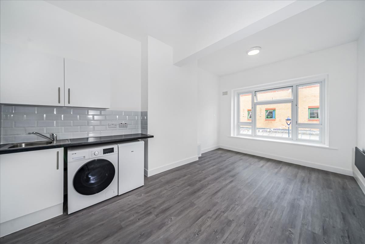 Property Image 75e66597-f468-4aa4-8bdc-c86f1a6ea25b