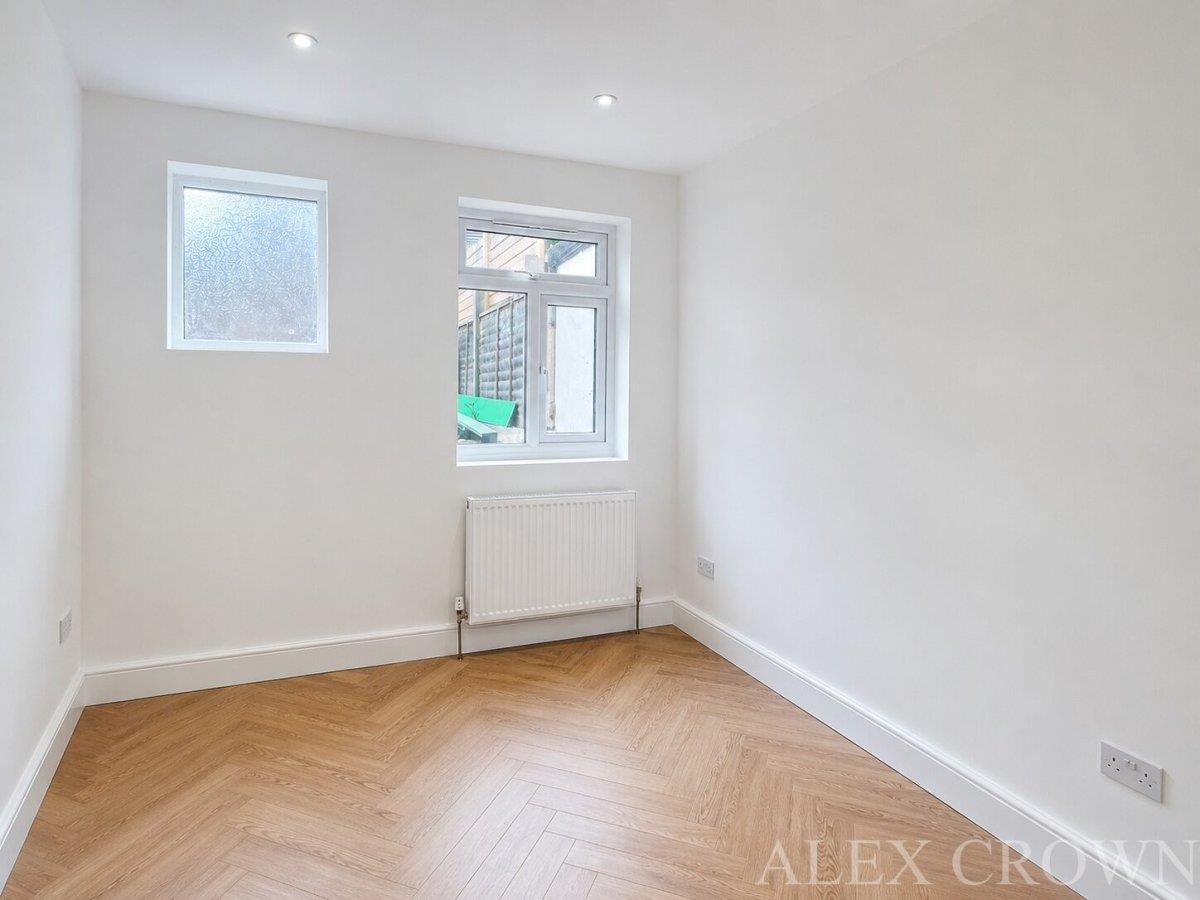 Property Image 75ec986a-529c-47f2-86bc-84368d7876dc