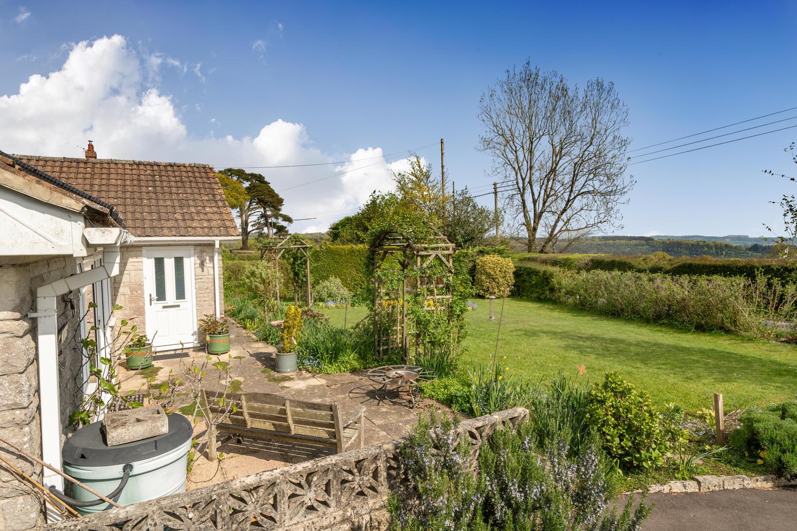 Property Image 75ed41b8-be31-4389-a1c9-f7443173ff9e