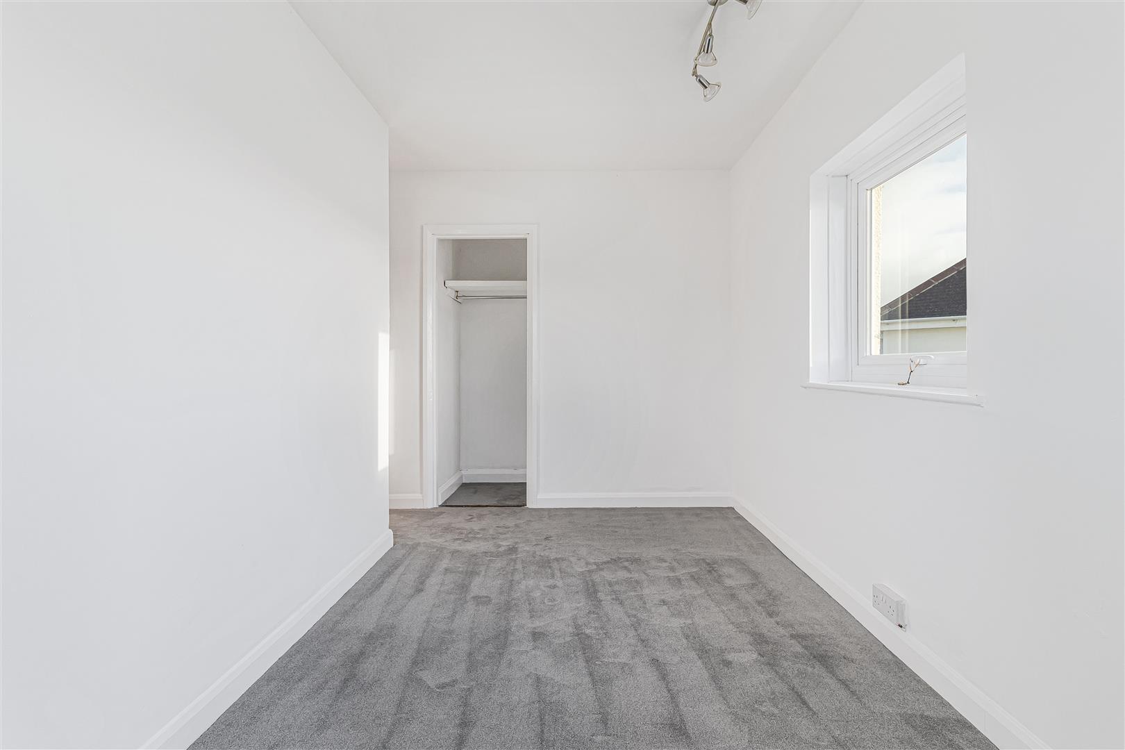 Property Image 75f95863-8069-4f18-8f38-f58d03349d53