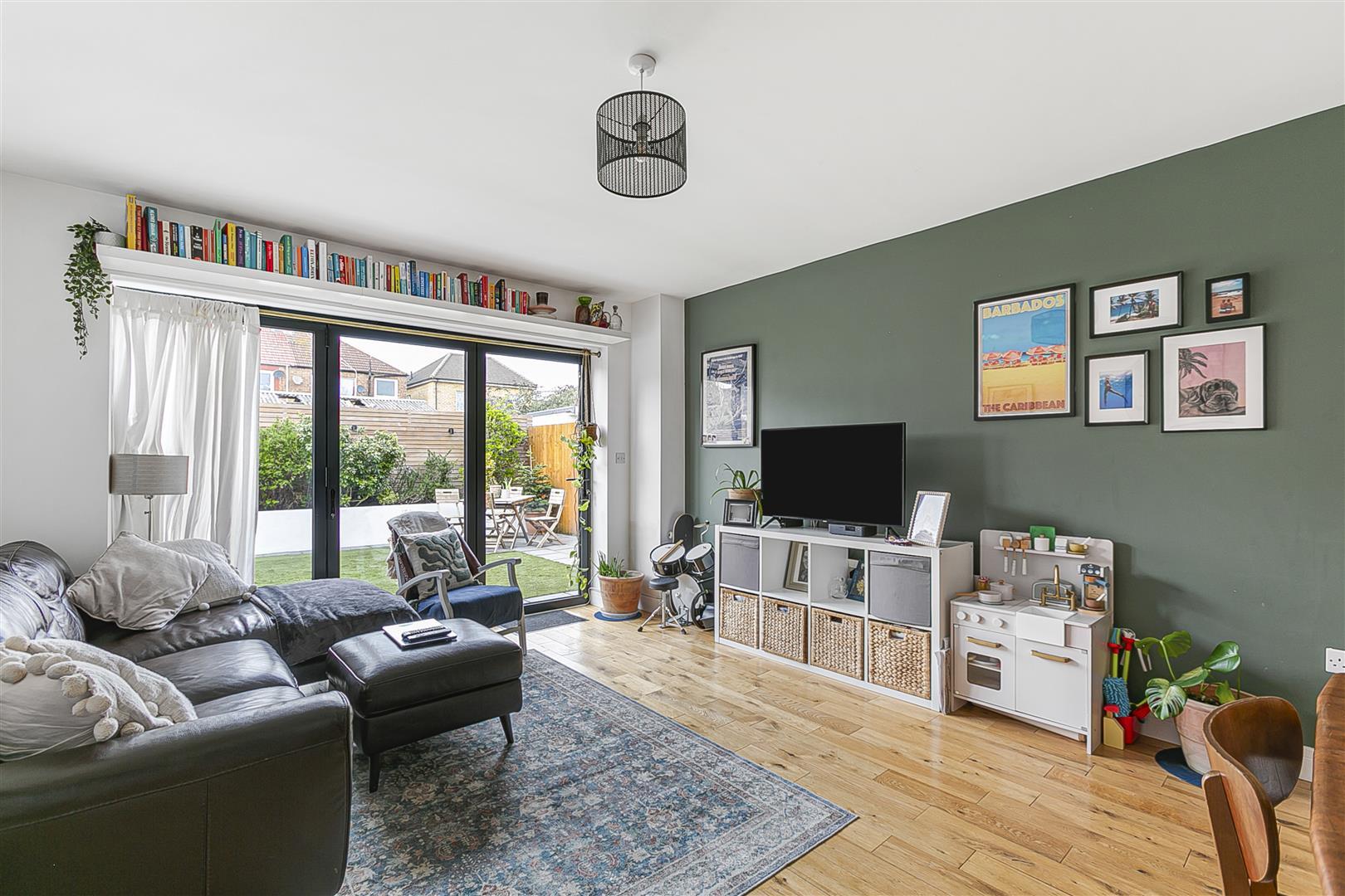 Property Image 7610aaf2-9f87-40db-8423-6f5a6d5424e3