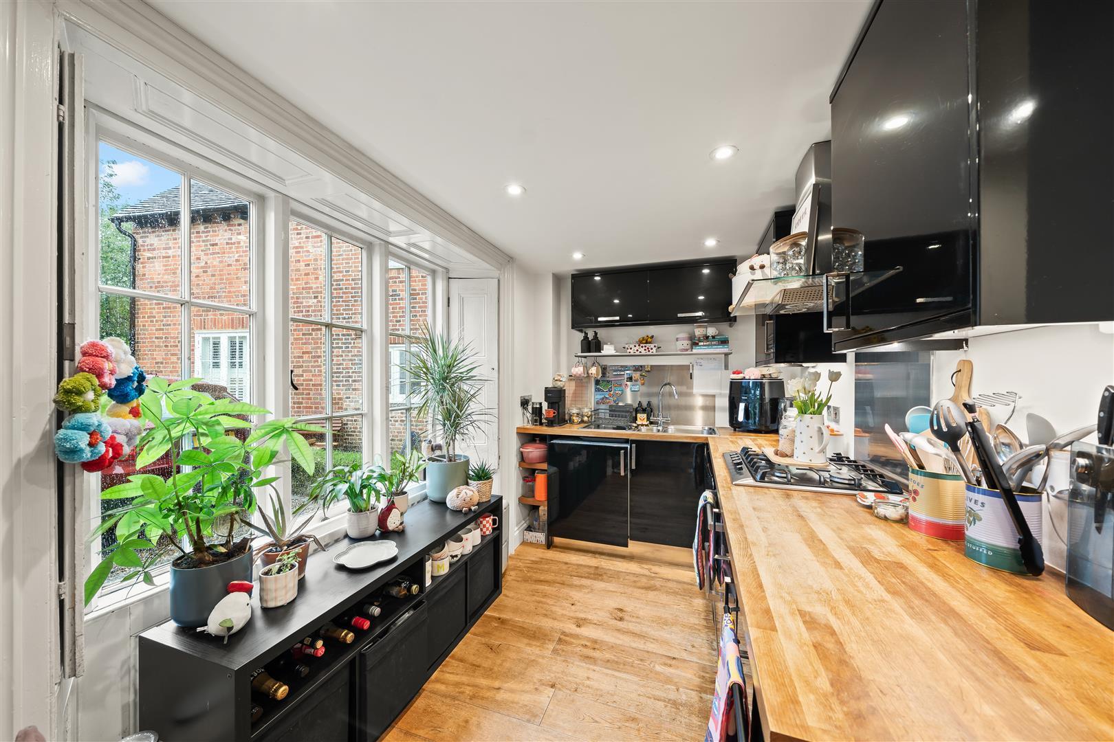 Property Image 761a3659-97e1-4f23-931f-23d1b3cd4f72