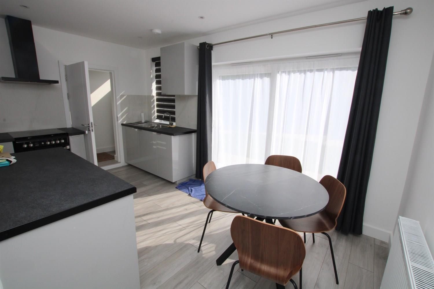 Property Image 761a858c-7d56-4a56-9aa1-267e5066de9f