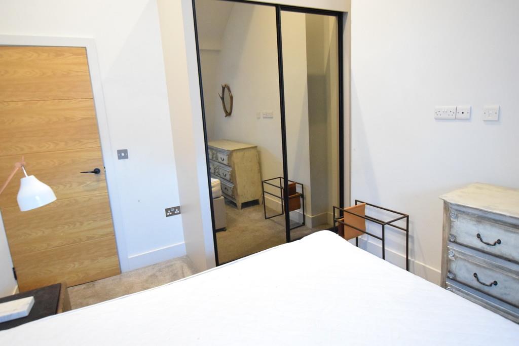 Property Image 761ac7a0-585f-44e8-977b-c602a0f89119