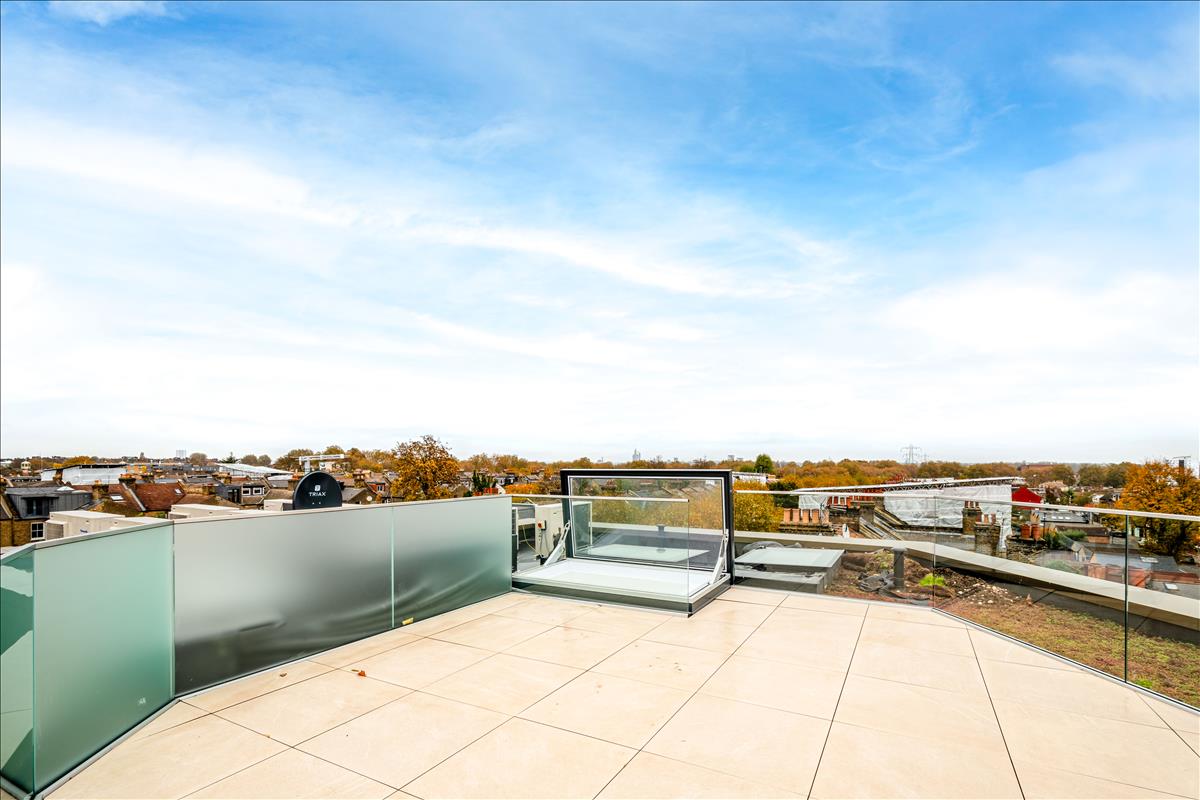 2-bedroom penthouse apartment for sale, Clapton, E5