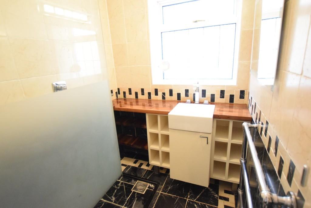 Property Image 762a16da-3c3a-4d01-a13d-30fc92250f97