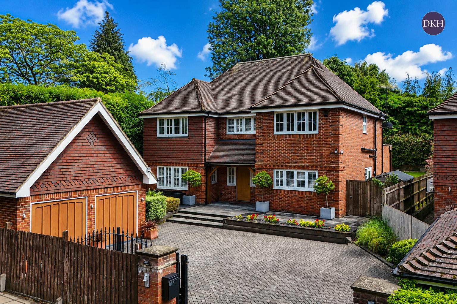 Property Image 762ad5d0-be4d-443c-a963-486fdf074baf
