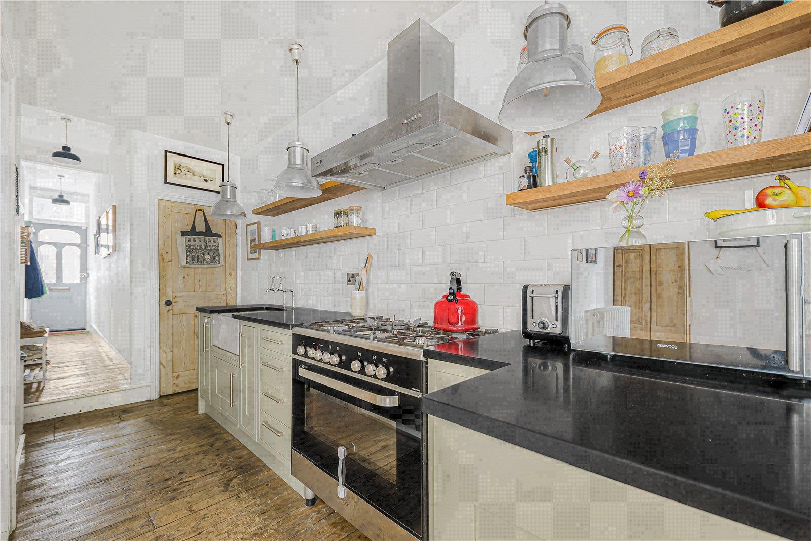 Property Image 762e4f17-eebb-478d-8209-15907188b277