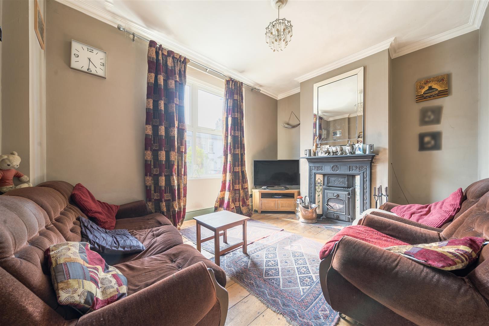 Property Image 763f1b8e-edd0-42e8-a6c5-2d1bb8080e45