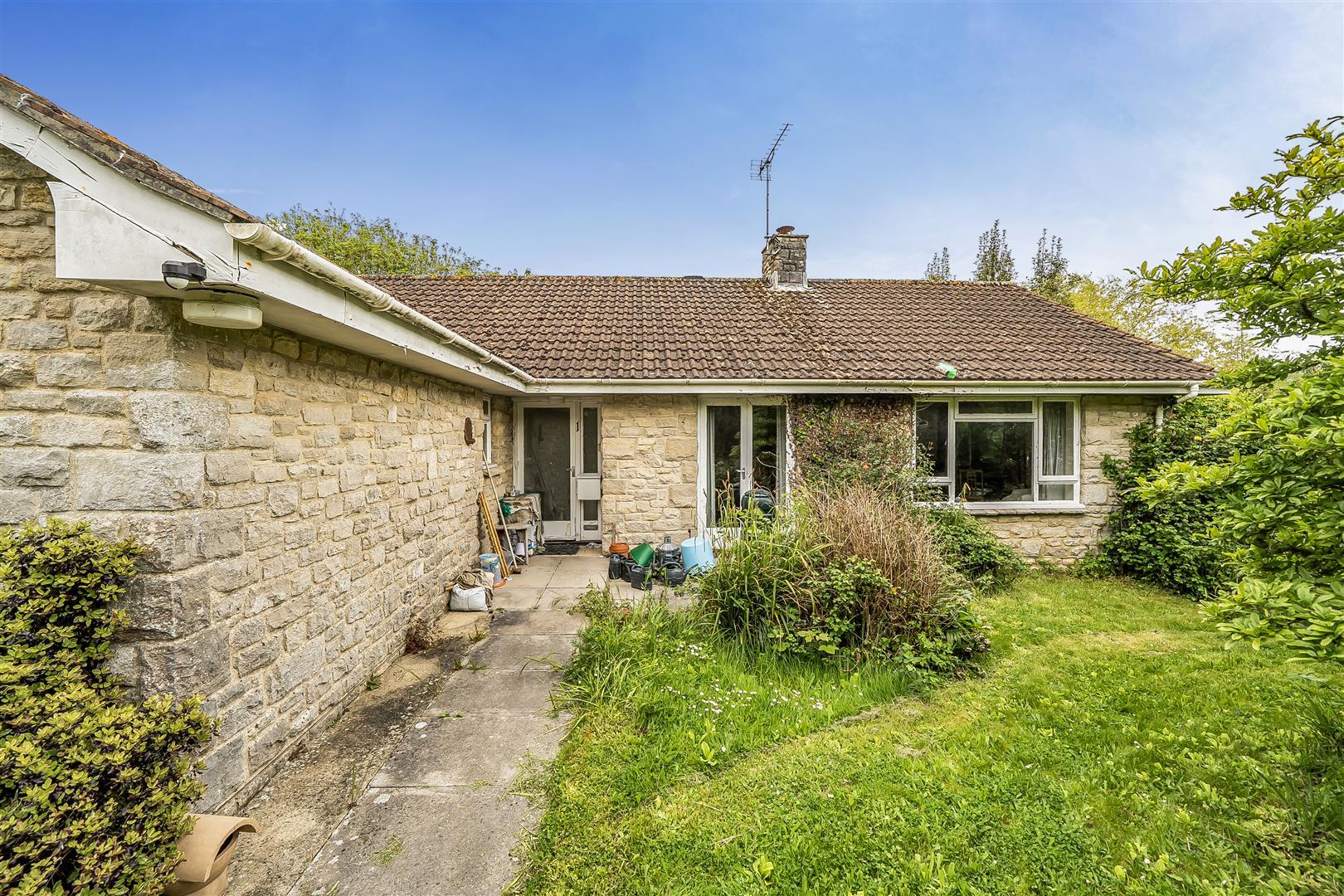 Property Image 76499938-b93d-4dac-8028-57ca7895f046