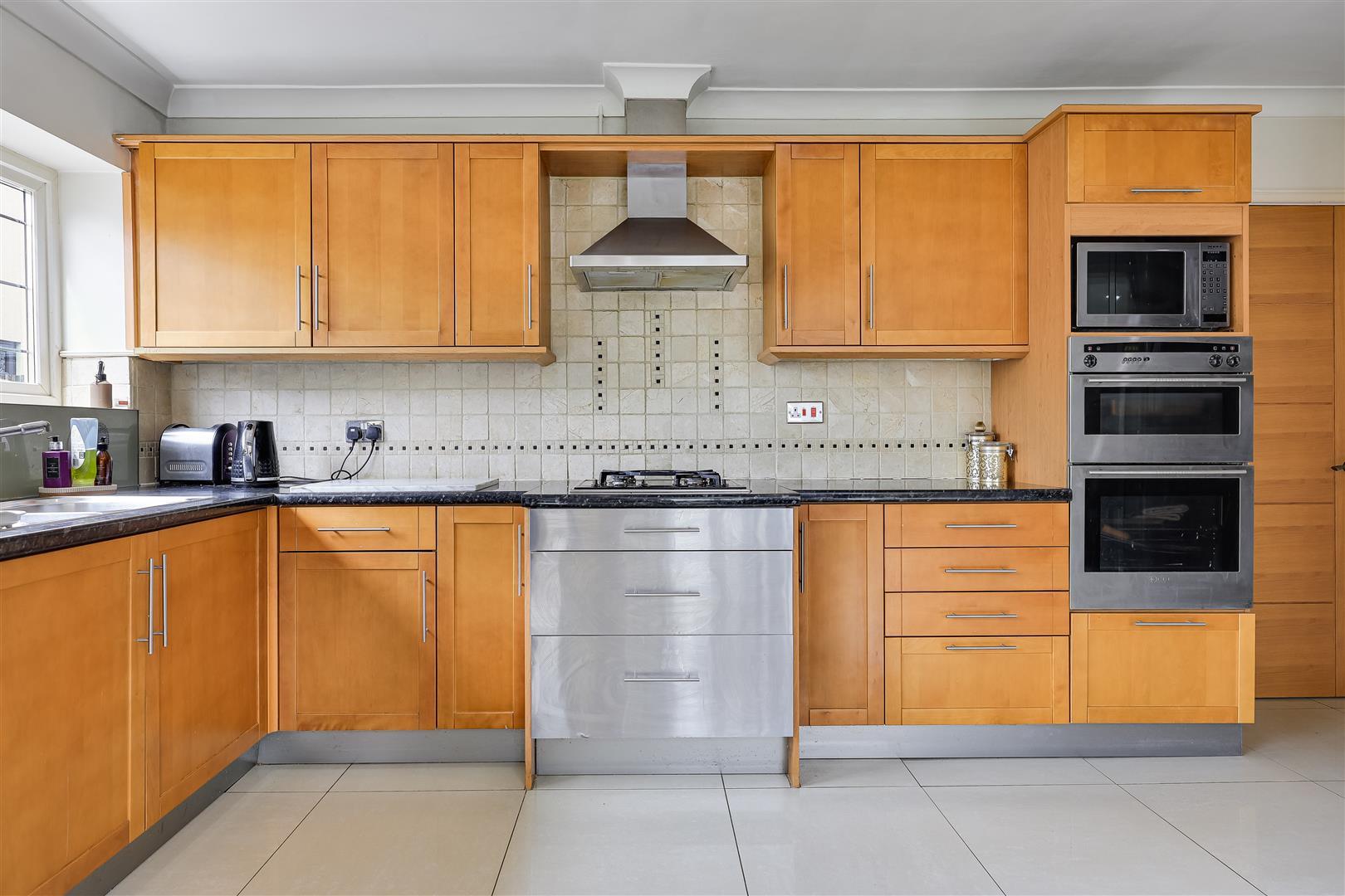 Property Image 764daf04-63a7-4102-9d11-f2eddf016160