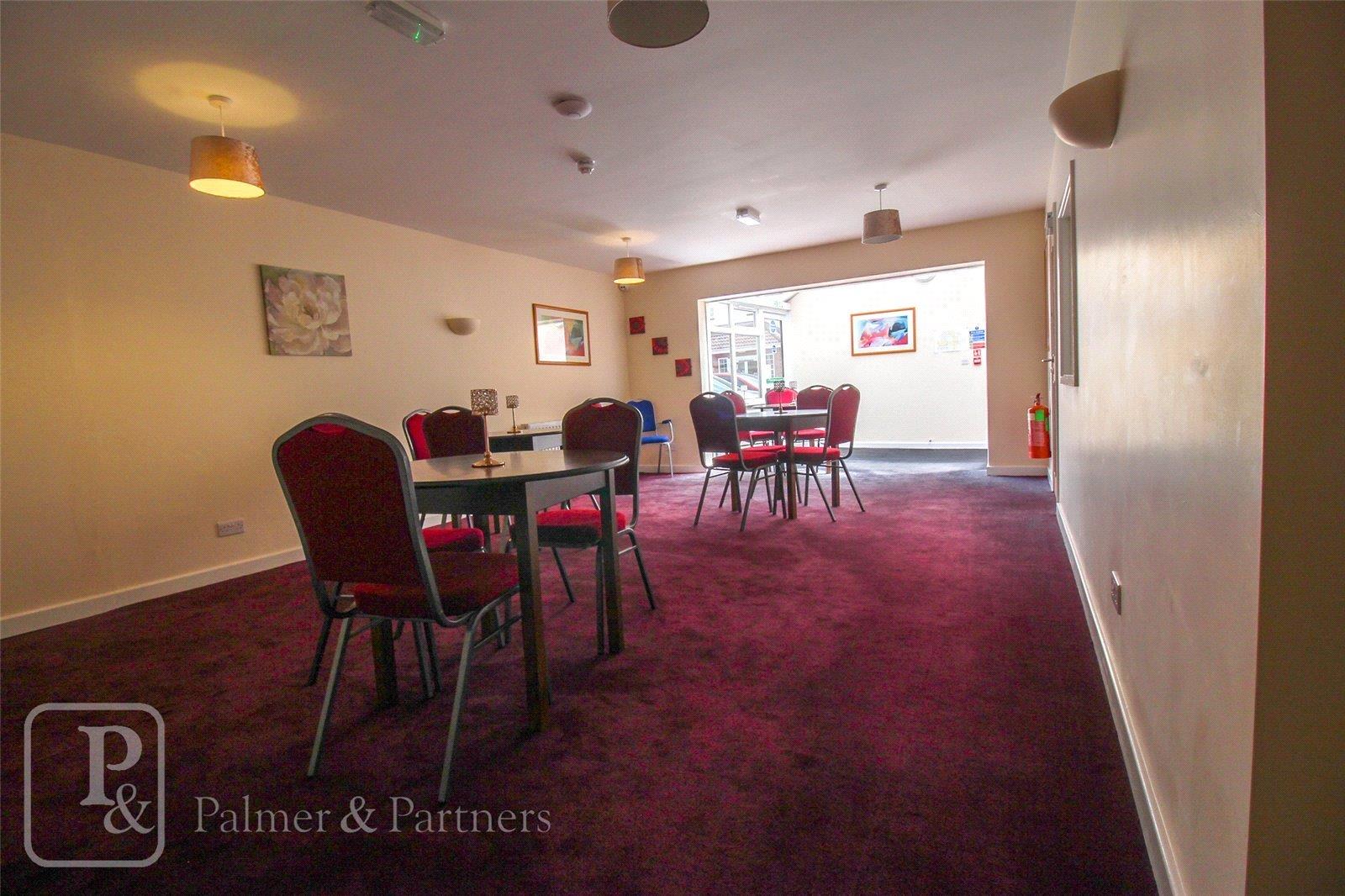 Property Image 764f10e3-9658-404b-8650-5f91717ec6d0