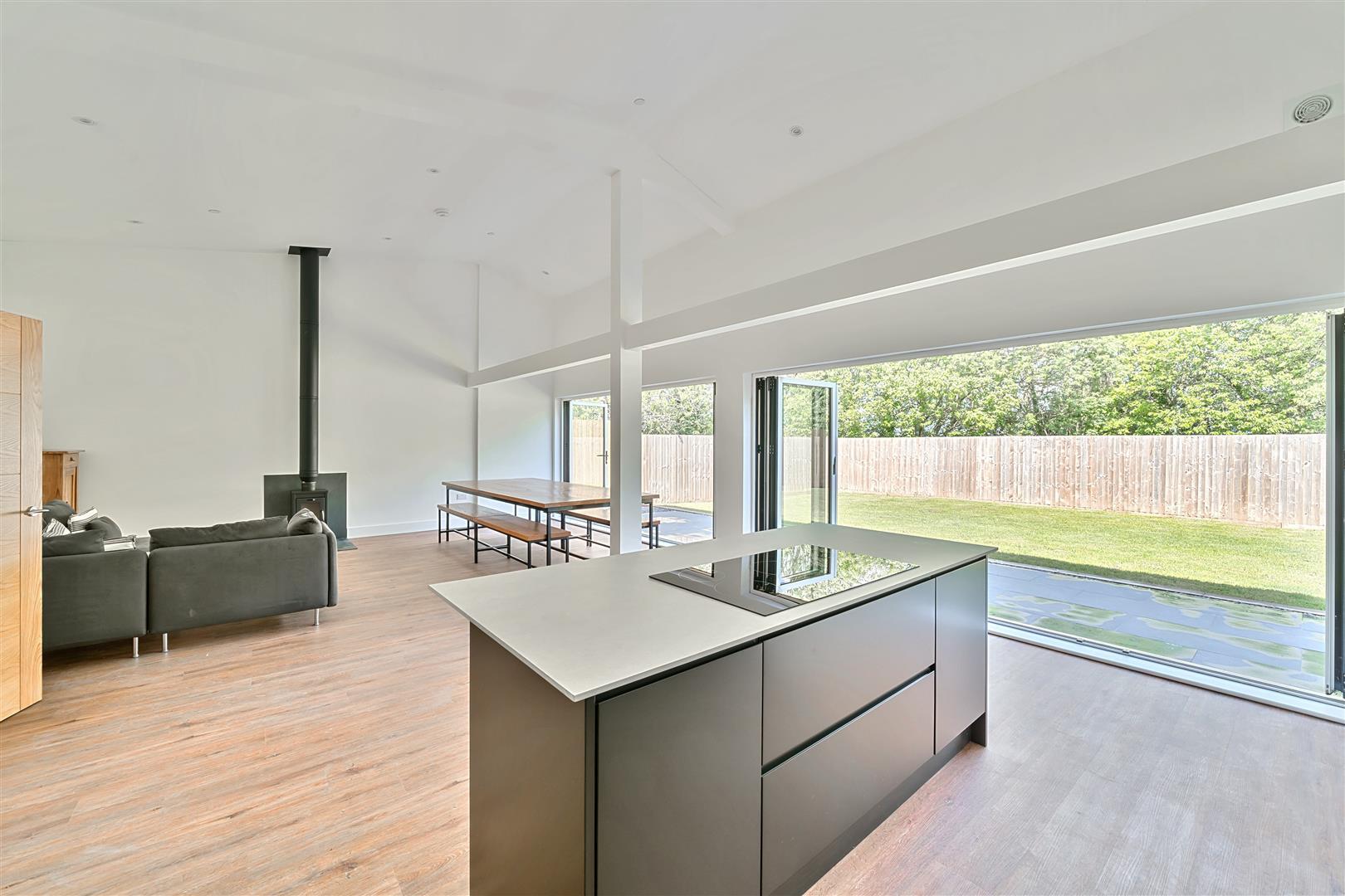 Property Image 7655879a-9aef-4084-9a02-8b99a8b5bab0