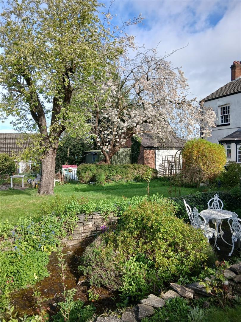 Property Image 765cb382-6f9a-4591-a02f-fe44329d5fbd