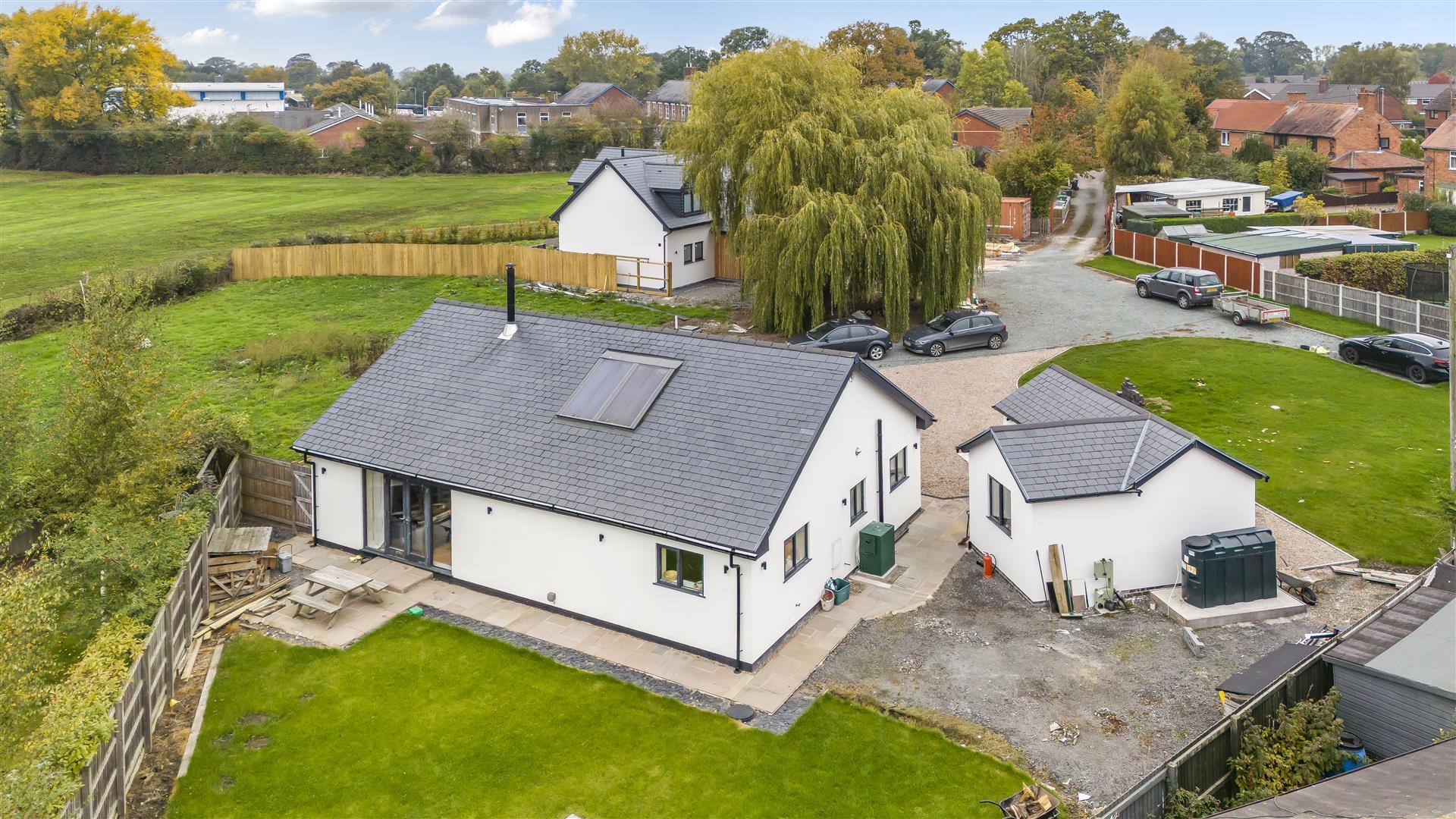 Property Image 765f7b39-5159-44aa-b117-514529999b7c