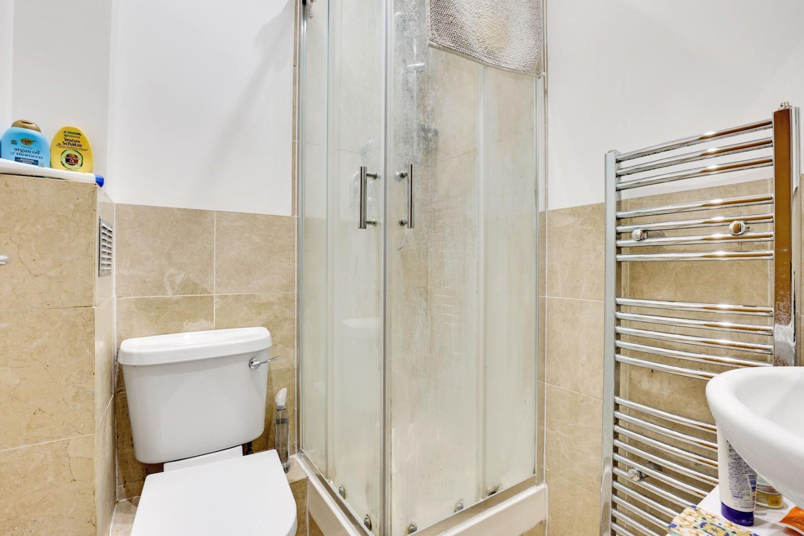 Property Image 76613d60-7e3b-45d7-bc44-0fb3dff0b0e7