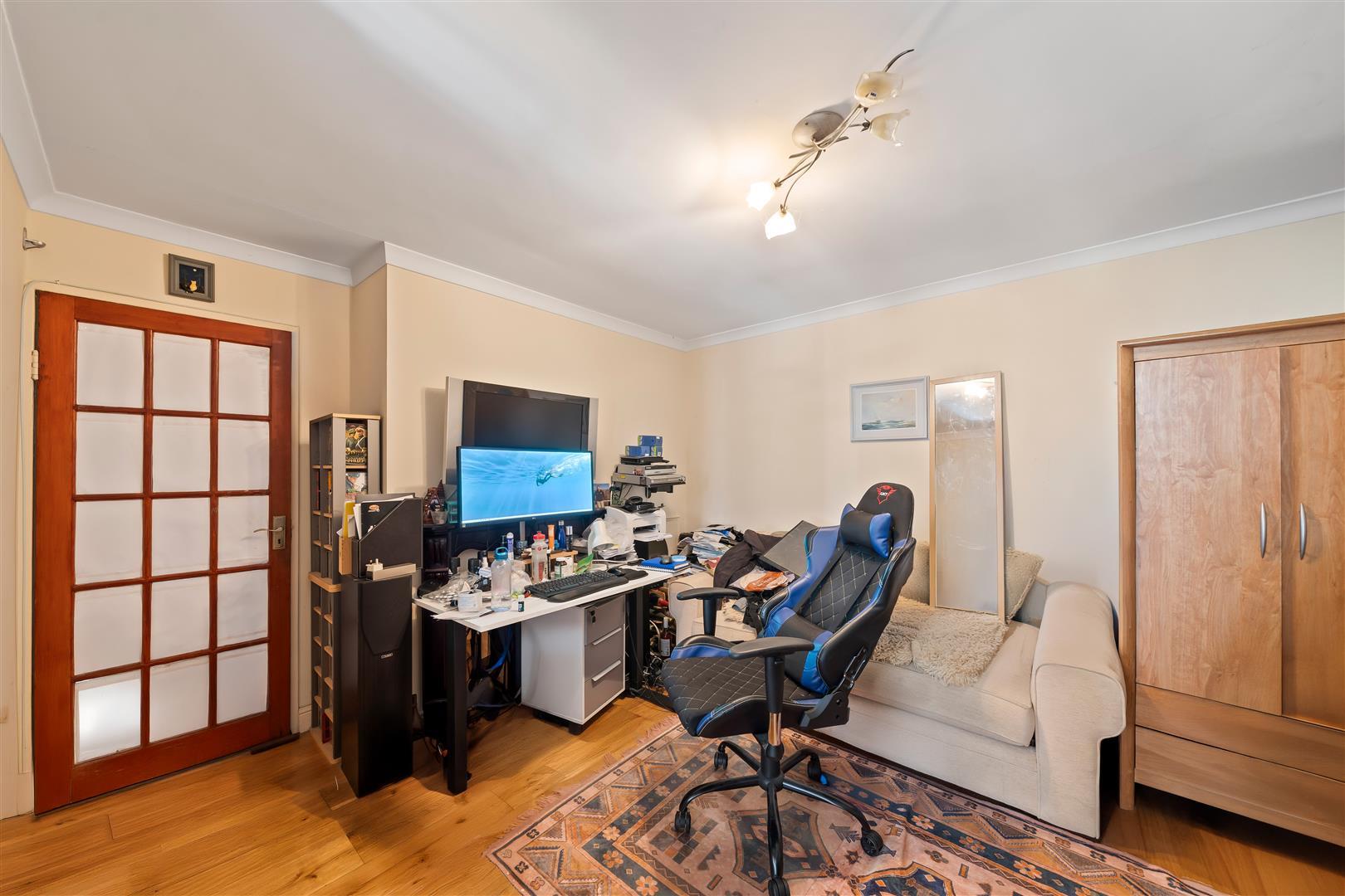 Property Image 76745193-8048-4e51-96a3-63318e772757
