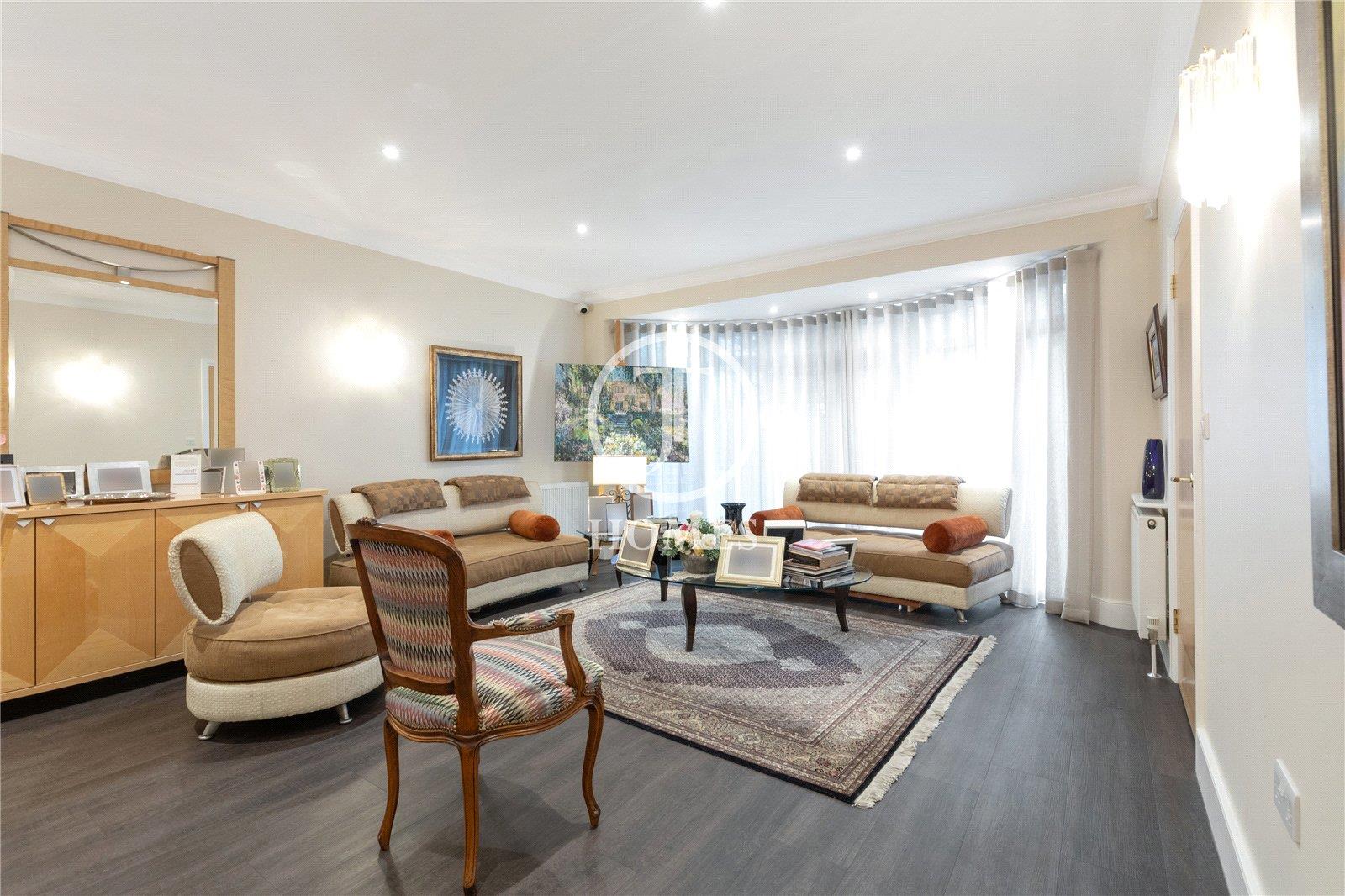 Property Image 76779400-3a99-4d21-ac20-f23612f4a7ee