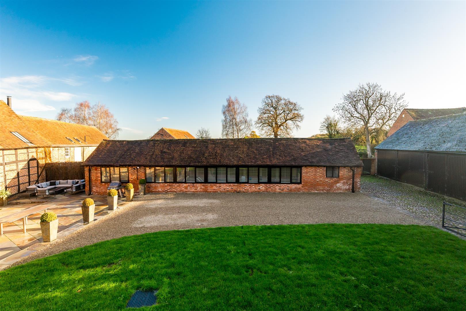 Property Image 7677c095-c231-4737-802f-93b1da3ad5ed